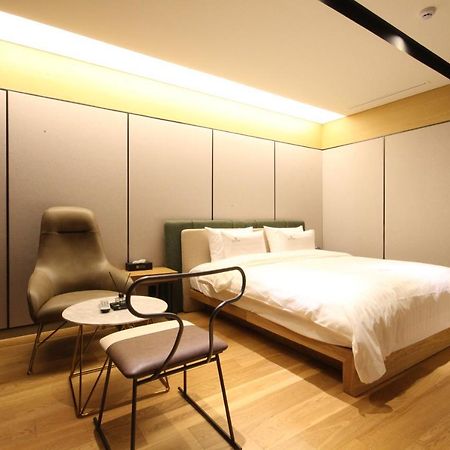 Hotel Eco Stay Jeonju Extérieur photo