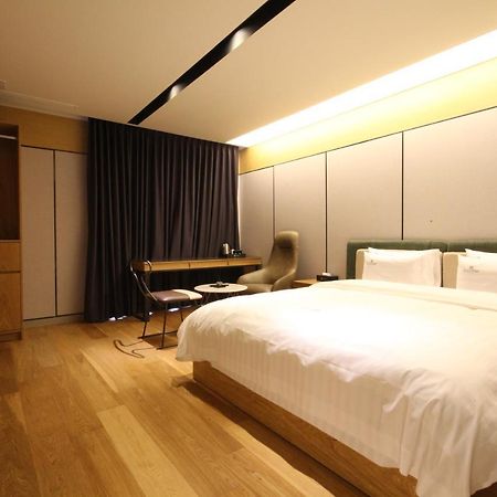 Hotel Eco Stay Jeonju Extérieur photo