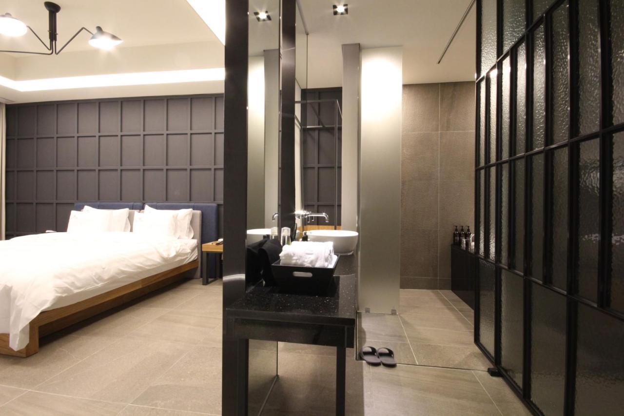Hotel Eco Stay Jeonju Extérieur photo