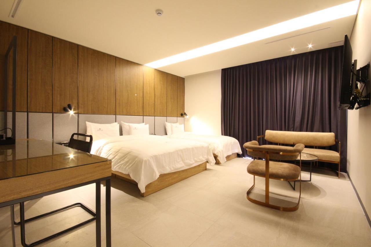 Hotel Eco Stay Jeonju Extérieur photo
