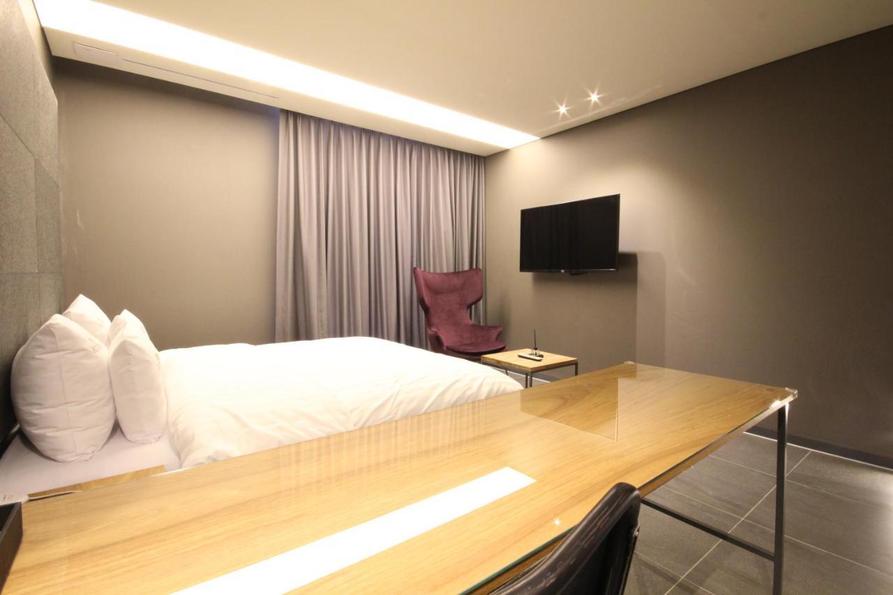 Hotel Eco Stay Jeonju Extérieur photo