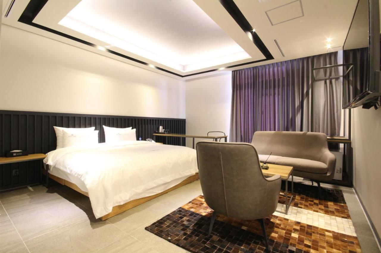 Hotel Eco Stay Jeonju Extérieur photo