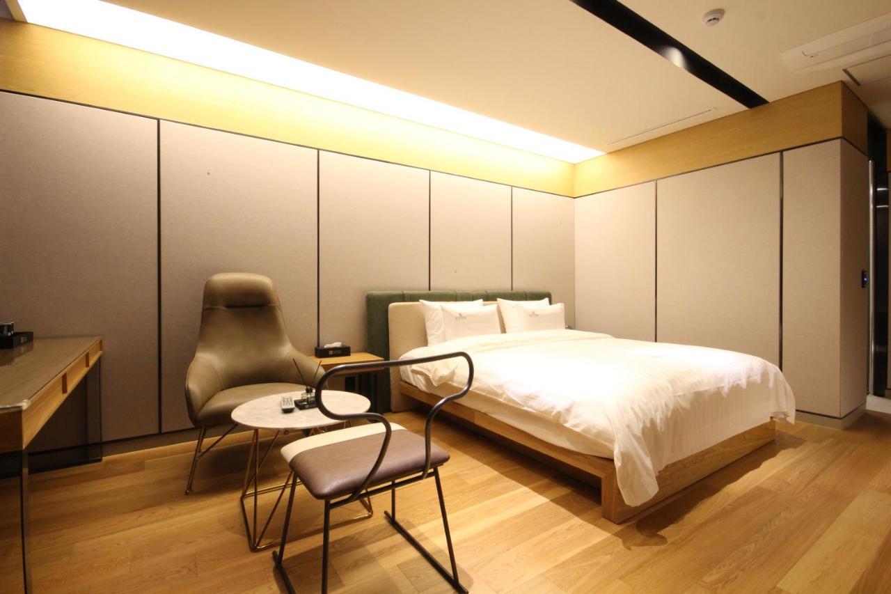 Hotel Eco Stay Jeonju Extérieur photo